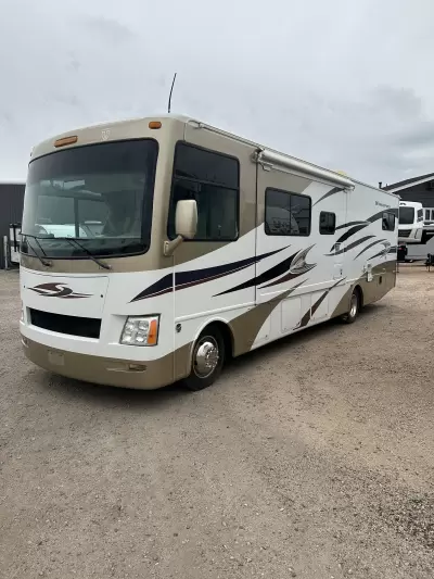 Consignment 2013 Thor Motor Coach Windsport 33G — photo 6