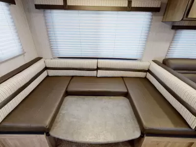 Consignment 2022 Palomino Puma XLE Lite 30DBSC — photo 33
