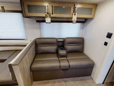 Consignment 2022 Palomino Puma XLE Lite 30DBSC — photo 42