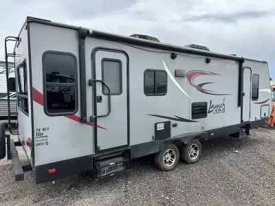 Consignment 2017 StarCraft   Launch Ultra Lite 26 RLS — photo 6