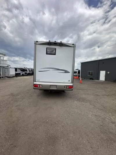 Used 2008 Gulfstream Vista Cruiser Mini 4230 — photo 10