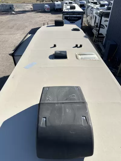 Consignment 2020 Forest River Sandpiper 321RL — photo 10