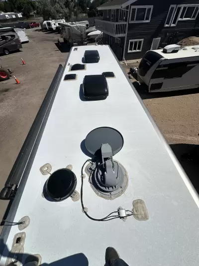 Consignment 2019 Newmar Ventana LE 3426 — photo 8